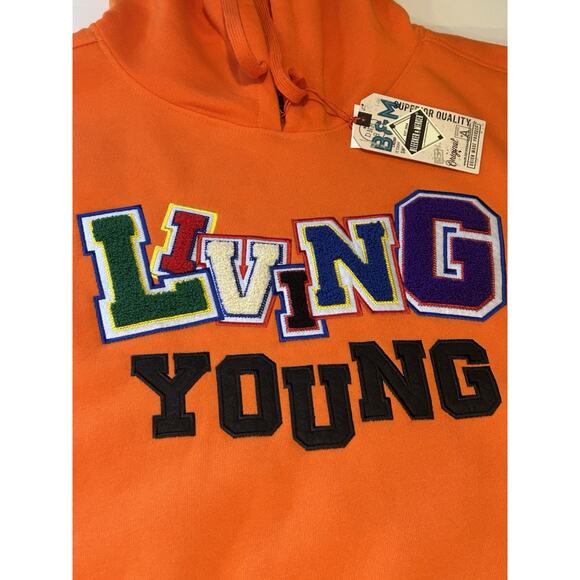 “Living Young” Unisex 2XL Brand New Sweatshirt - B&M Original Grade A Sweatshirt - Picture 3 of 6